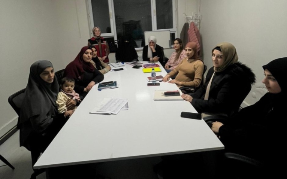 Bandırma ADEM’de “Aile Bütçesi” eğitimi Bandırma Sosyal Hizmet Merkezi, ADEM kursiyerlerine aile bütçesi ve kaynak