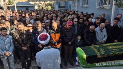 Aydın’da arkadaşlarının evinde ölü bulunan 20 yaşındaki Melisa Şengül’ün cenazesi,
