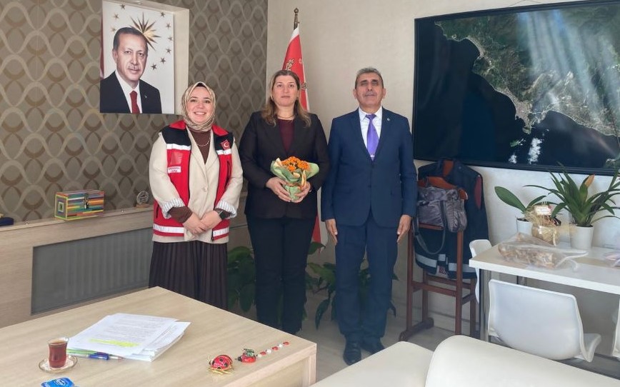 Erdek İlçe Emniyet Müdürlüğü’nü ziyaret eden Balıkesir Aile ve Sosyal
