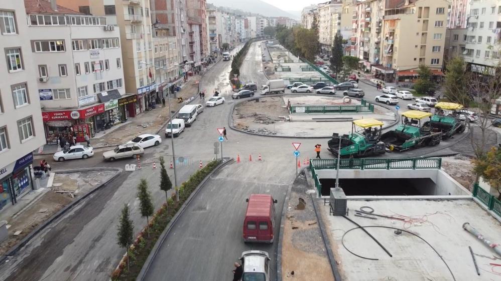 Balıkesir’de yeni yollara akıllı kavşaklar yapılıyor Balıkesir Büyükşehir Belediyesi ve Devlet Su İşleri tarafında ortaklaşa yapılan