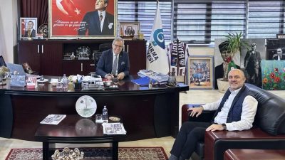 Başkan Aydın Dinçer, Bandırma Belediye Başkanı Dursun Mirza’yı ziyaret ederek