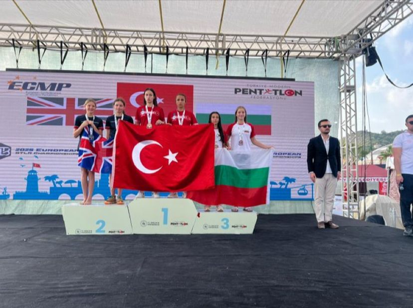 Haydar Çavuş M.T.A.L öğrencileri, modern pentatlon yarışmalarında Avrupa birincisi ve