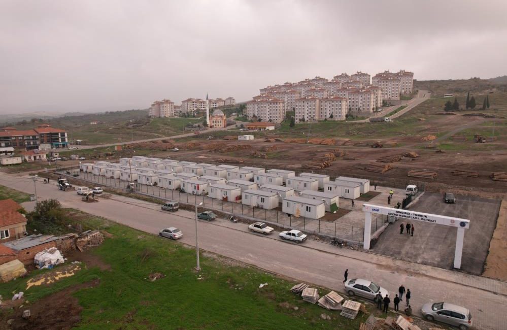 10 Ağustos ve 27 Ekim’de meydana gelen depremlerde evleri hasar