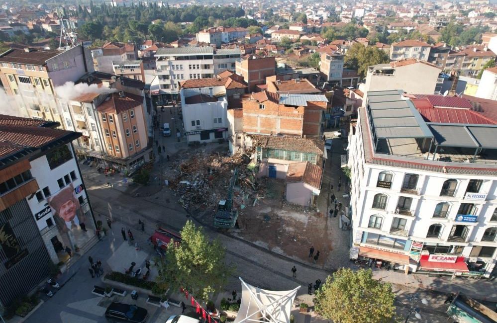 AK Parti Genel Başkan Yardımcısı ve Balıkesir Milletvekili Dr. Belgin
