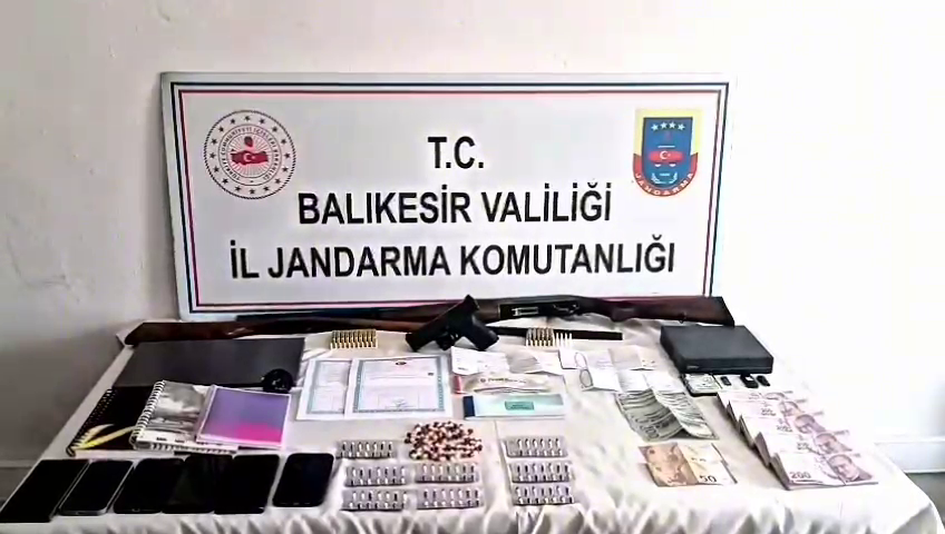 Balıkesir’de suç örgütüne darbe: 5 tutuklama Dursunbey’de, kendilerine ait iş yerlerini paravan olarak kullanıp dolandırıcılık, yağma,