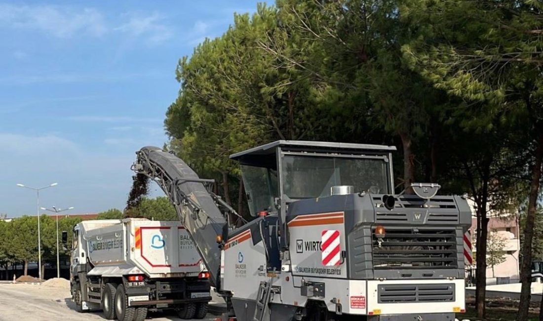 Gündoğdu Mahallesi’nde kentsel düzenleme hız kazandı Gönen Belediyesi ve Balıkesir Büyükşehir Belediyesi ekipleri, Ayvacık Caddesi’ndeki yol,