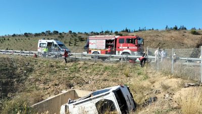 Balıkesir’de İzmir-İstanbul otoyolunda meydana gelen trafik kazasında 1 kişi yaralandı.