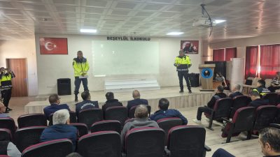 Susurluk Kaymakamlığı tarafından düzenlenen taşımalı eğitim şoförleri toplantısı Beşeylül İlkokulu