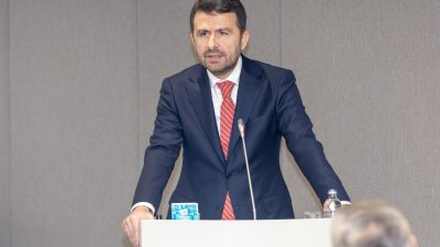 Basın İlan Kurumu Genel Müdürü Abdulkadir Çay, hedeflerinin yeni gelir