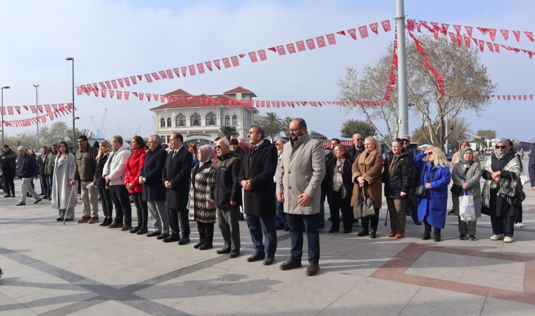 Bandırma’da Dünya Engelliler Günü için anlamlı tören 3 Aralık Dünya Engelliler Günü kapsamında Bandırma Cumhuriyet Meydanı’nda düzenlenen