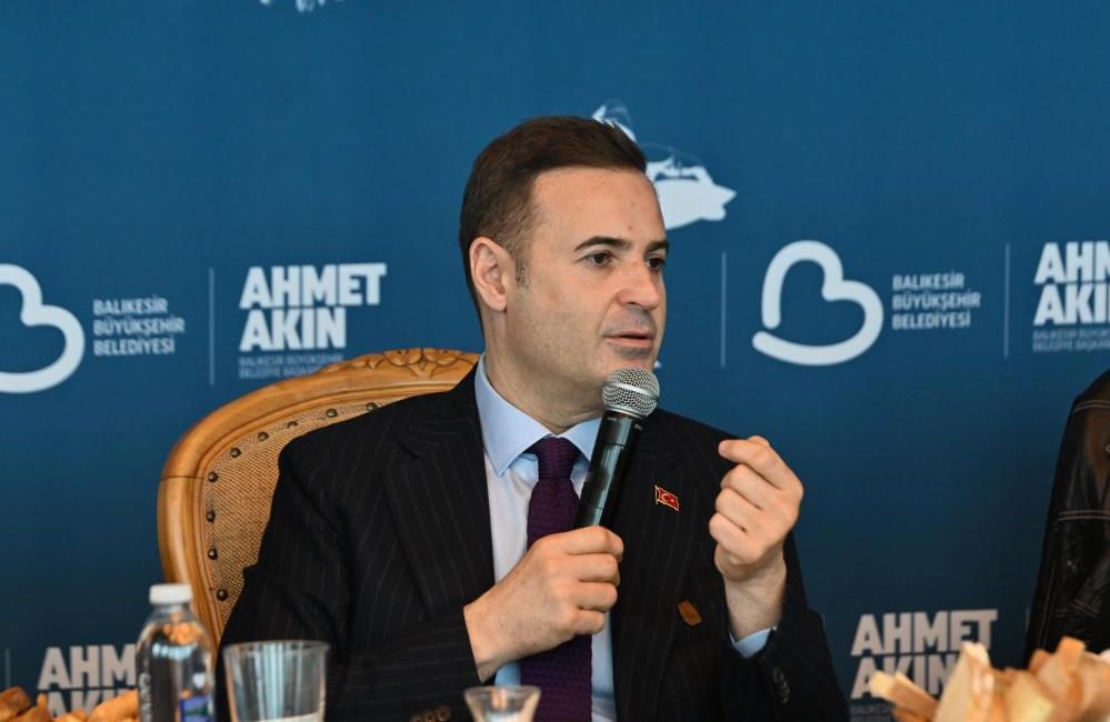 Başkan Akın’dan Medya Buluşması Balıkesir Büyükşehir Belediye Başkanı Ahmet Akın, kentte faaliyet gösteren yerel