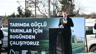 Balıkesir Büyükşehir Belediye Başkanı Ahmet Akın, Manyas Çakırca Mahallesi’nde düzenlenen