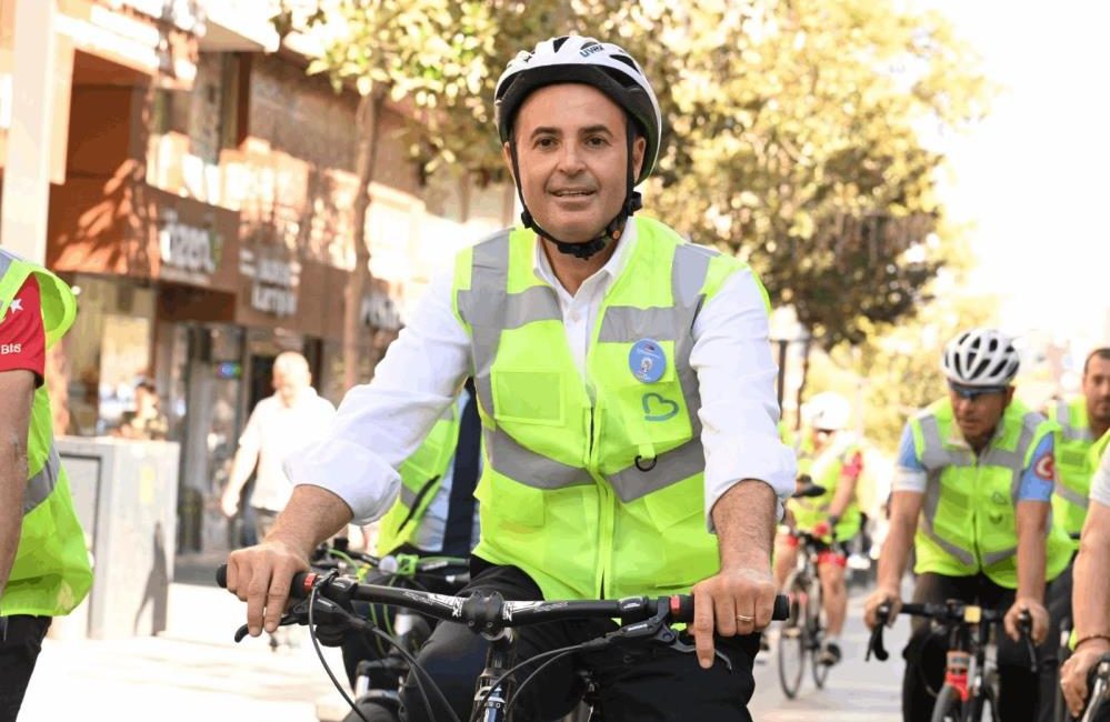 Balıkesir’de spor kültürünü yaygınlaştırıyor Balıkesir Büyükşehir Belediyesi tarafından sağlıklı yaşamı teşvik etmek ve şehirde