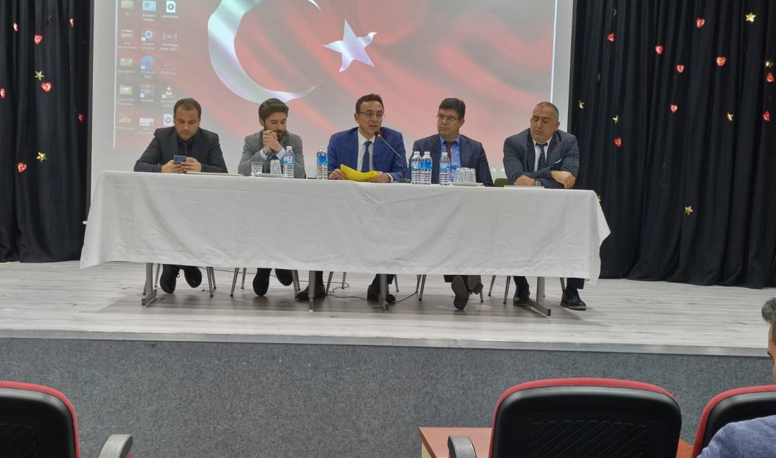 Bandırma’da Müdürler Kurulu eğitim dönemini değerlendirdi Bandırma İlçe Millî Eğitim Müdürü Mutlu Aslan’ın başkanlık ettiği müdürler