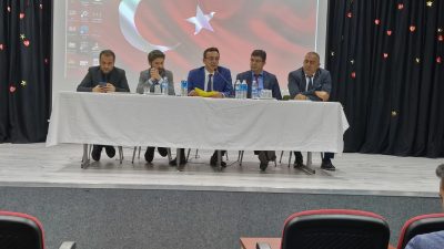 Bandırma İlçe Millî Eğitim Müdürü Mutlu Aslan’ın başkanlık ettiği müdürler