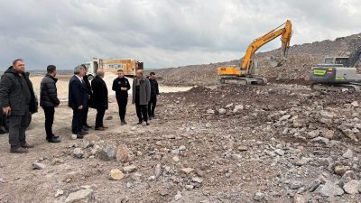 Türkiye’nin tarımsal üretimine katkı sağlaması hedeflenen Gönen Sera Organize Tarım