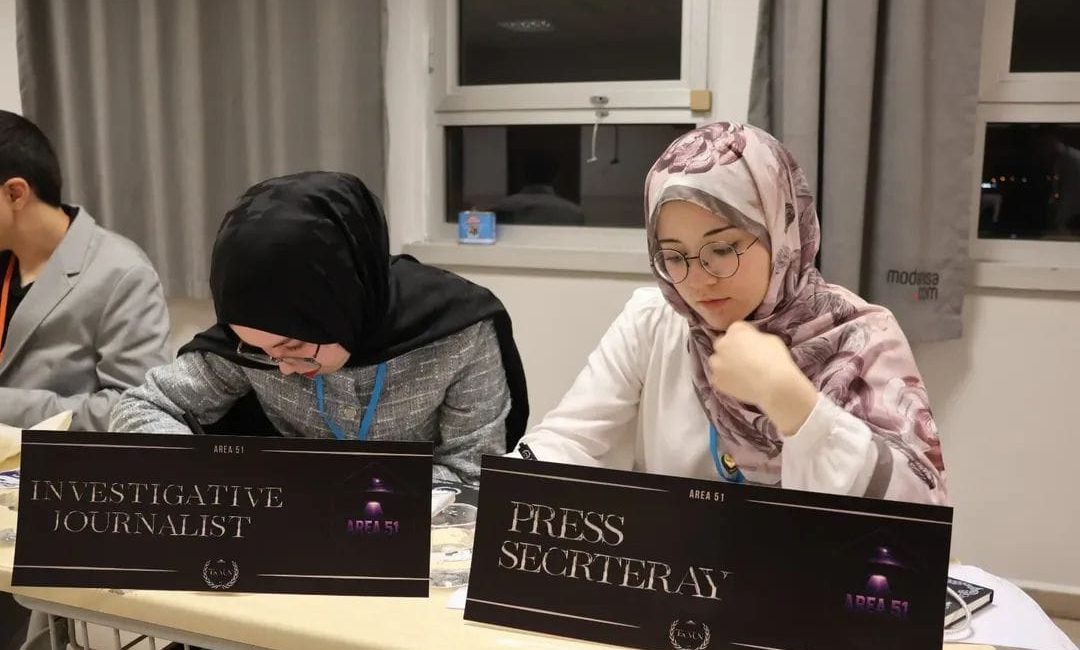 Ali Öztaylan Anadolu İmam Hatip Lisesi öğrencileri, İstanbul’da düzenlenen TEKMUN’25