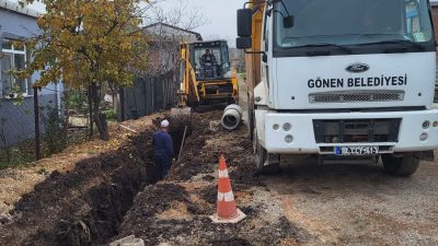 Gönen Belediyesi, yağışlı havalarda yaşanabilecek olumsuzlukların önüne geçmek amacıyla Gündoğan