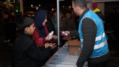 Balıkesir Büyükşehir Belediyesi tarafından Regaip Kandili nedeniyle 20 ilçede eş