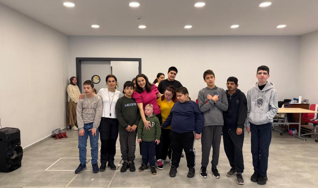 Mutlu Çarşamba ile Bandırma’da minikler eğlendi Balıkesir Gençlik ve Spor İl Müdürlüğü, Mutlu Çarşamba Projesi kapsamında