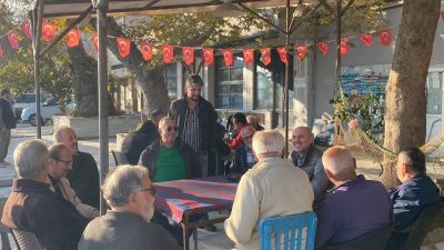 Marmara Adalar Belediye Başkanı Aydın Dinçer, Asmalı Mahallesi sakinleriyle bir