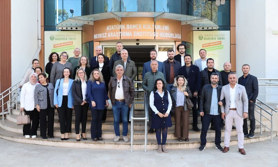 Bandırma Koyunculuk Araştırma’dan bölgesel toplantıda sunum Yedi il tarım müdürlüğü ile ilgili araştırma kurumlarının katıldığı 2025