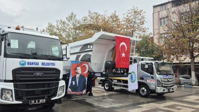 Manyas Belediyesi tarafından araç filosuna katılan yeni kamyon, dorse ve