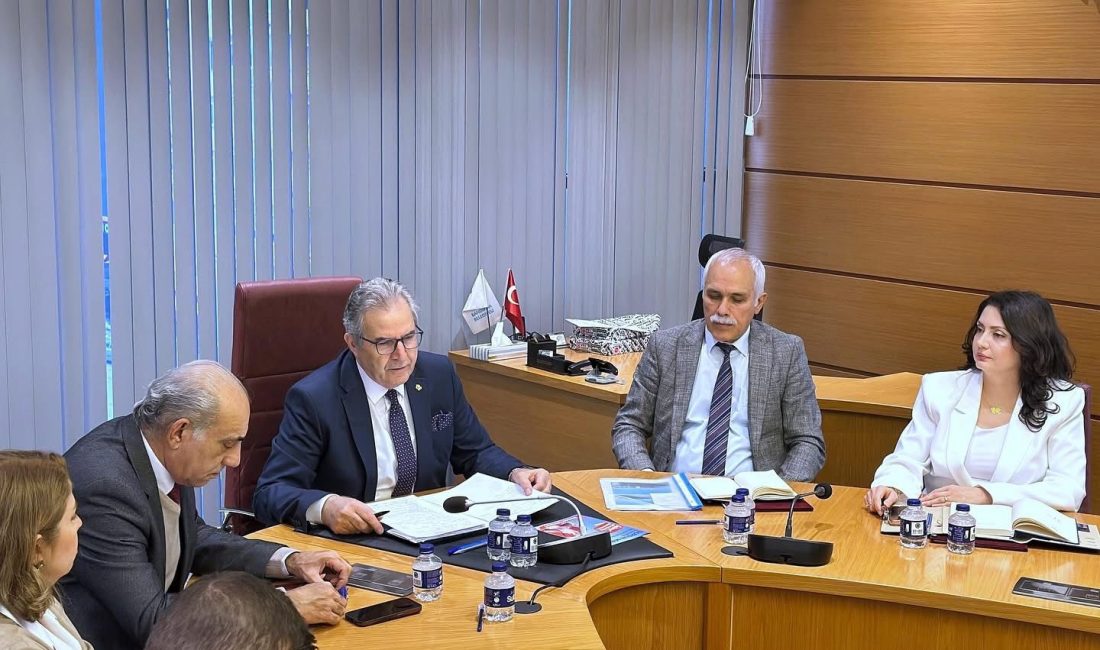 Bandırma’da 2026 yılı için çalışmalar görüşüldü Başkan Dursun Mirza, birim amirleriyle yıl değerlendirme toplantısında buluşarak projeleri