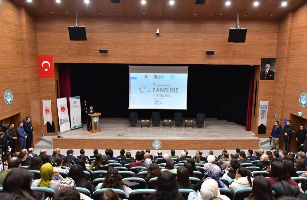 Türk Denetimli Serbestlik Sistemi, çok yönlü olarak ele alındı Türk Denetimli Serbestlik Sistemi Paneli, Balıkesir Üniversitesinde, Atatürk Kongre ve