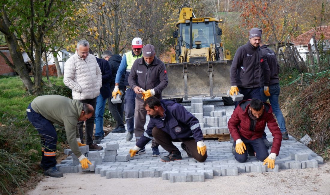 Semizel Susurluklularla bir araya geldi Susurluk Belediye Başkanı Hakan Yıldırım Semizel, Yaylaçayır ve Bozen mahallelerini