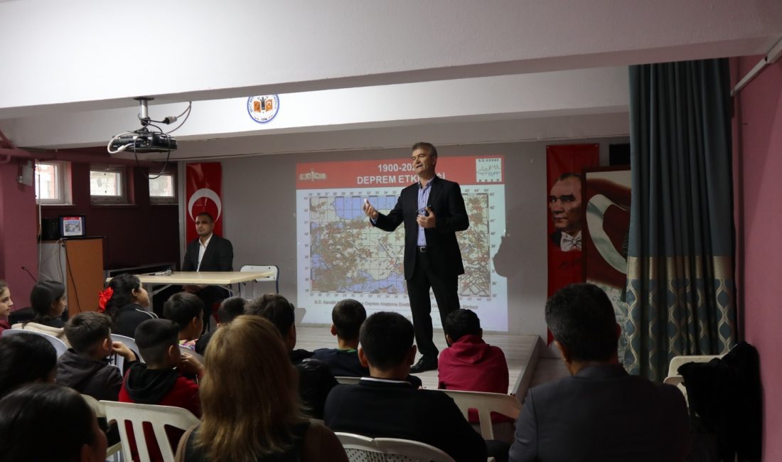 Bandırma’da öğrenciler, İnşaat Mühendisleri Odası Bandırma Temsilciliği ile Bandak iş