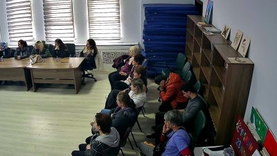 Hicri Ercili Sitesi personeline yönelik gerçekleştirilen eğitimde, çocuk davranışlarını anlama,