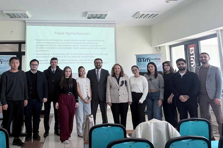 Güney Marmara Küresel Ufuk Programı eğitimlerine devam ediyor Güney Marmara Kalkınma Ajansı (GMKA) koordinasyonunda; Balıkesir Üniversitesi, Bandırma Onyedi
