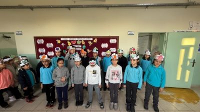Bandırma Aksakal İlkokulu’nda Tutum, Yatırım ve Türk Malları Haftası kapsamında
