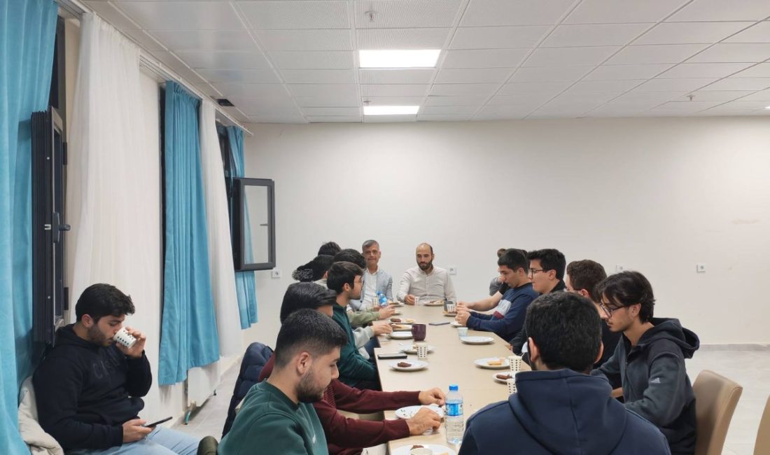 Bandırma Müftülüğü’nden KYK Zağnos Paşa Yurdu’nda söyleşi Bandırma İlçe Müftülüğü, KYK Zağnos Paşa Erkek Öğrenci Yurdunda üniversite