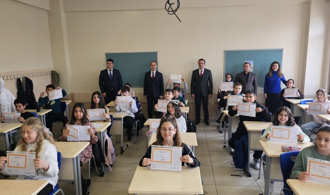 Bandırma’da 28 bin öğrenci yarıyıl tatiline çıktı 2025-2026 eğitim öğretim yılının ilk dönemi Bandırma’da sona ererken, ilçedeki