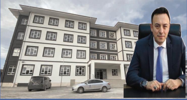 Bandırma Ortaokulu’nda dersler başlıyor Bandırma İlçe Milli Eğitim Müdürü Mutlu Aslan, öğrencilerin Bandırma Ortaokulu’nda