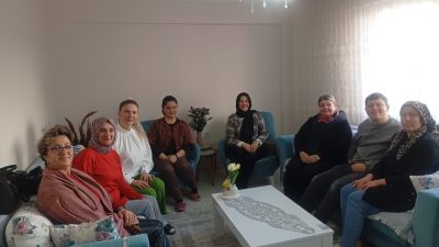 AK Parti Balıkesir İl Kadın Kolları Sosyal Politikalar Başkanı Evren