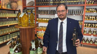 Ayvalık’ın köklü bir zeytinyağı firması, Türk zeytinyağının dünyadaki yolculuğunda yeni