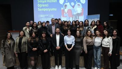BANÜ’de düzenlenen Sosyal Hizmet Öğrenci Sempozyumu’nda aile, kadın, gençlik, yaşlı,