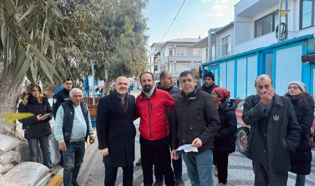 Marmara Adalar Belediyesi’nden üzüm üreticilerine destek Marmara Adalar Belediye Başkanı Aydın Dinçer, Yiğitler Mahallesi’nde Adakarası üzüm