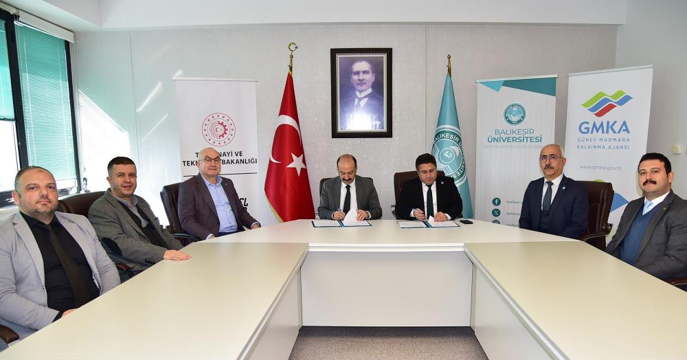 BAÜN ve GMKA ortaklığında ‘Siber Güvenlikte stratejik adım Balıkesir Üniversitesi ile Güney Marmara Kalkınma Ajansı (GMKA) arasında, Türkiye
