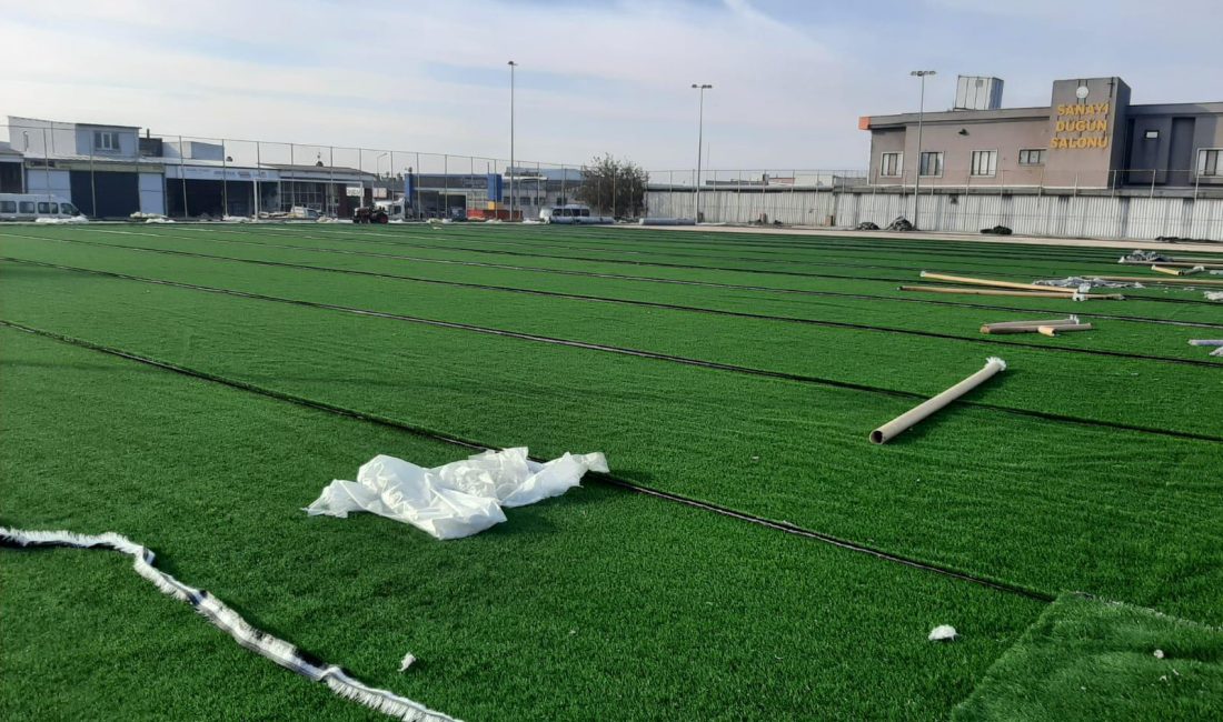 Bandırma sanayi sentetik futbol sahası yenilendi Bandırma’da amatör futbolun önemli merkezlerinden biri olan Sanayi Sentetik Futbol