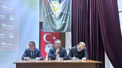 CHP Balıkesir ve Bandırma teşkilatlarının katılımıyla düzenlenen toplantıda, mahallelerin ihtiyaçları