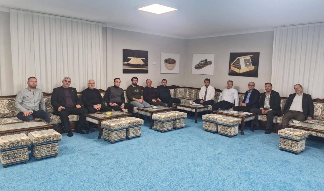 Hafızlık Eğitimi İçin Kurumlar Bir Araya Geldi EDEP istişare toplantısında, hafızlık eğitimi alan öğrenciler, 2026 il finalleri