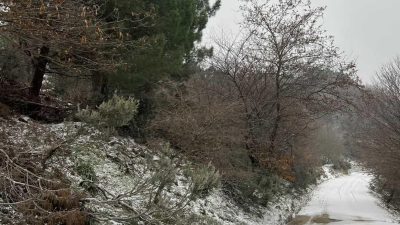 Yukarı Yapıcı Köyü ve çevresinde etkili olan kar yağışı nedeniyle
