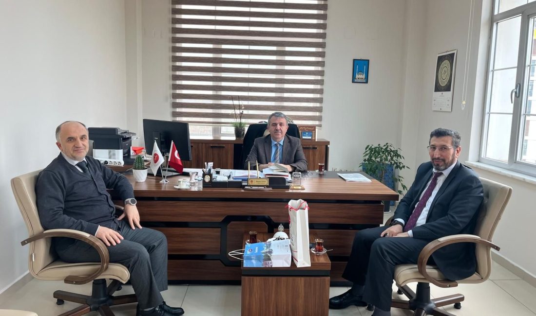 Müftü Pehlivan, Bursa İl Müftü Yardımcısı ile bir araya geldi Bandırma İlçe Müftüsü Dr. Abdulhamid Pehlivan, Bursa İl Müftü Yardımcısı