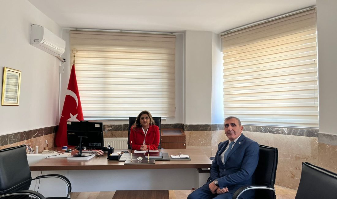 Bandırma Sosyal Hizmetler’de hizmet değerlendirme toplantısı Balıkesir Aile ve Sosyal Hizmetler İl Müdürü Emine Böçkün, Bandırma