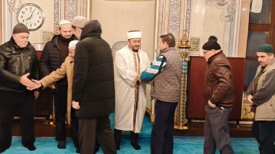 Adalar İlçe Müftülüğü, Hamidiye Camii’nde düzenlediği sabah namazı buluşmasında Kur’an