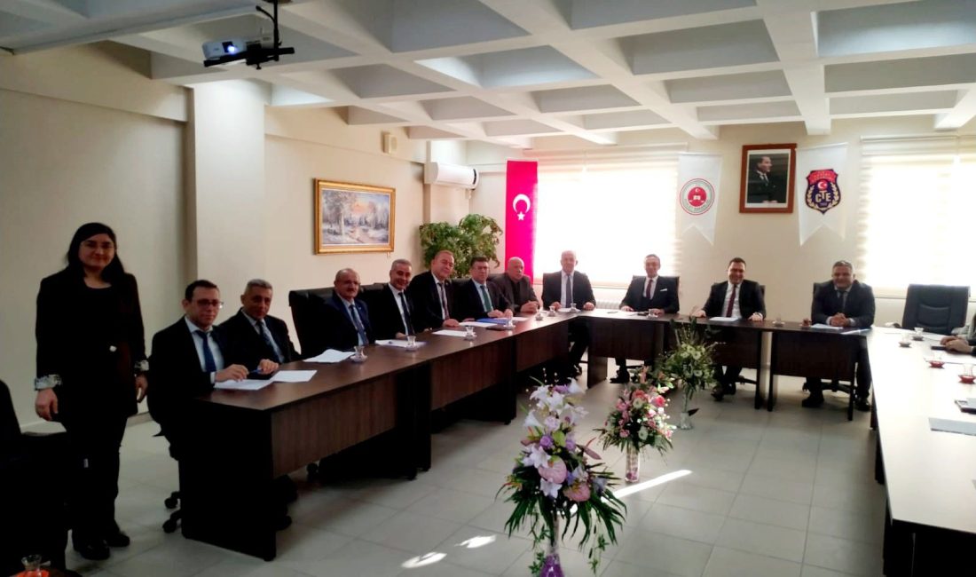 Bandırma’da Denetimli Serbestlik İçin Eğitim İş Birliği Toplantısı Hükümlü ve yükümlülerin topluma kazandırılmasına yönelik çalışmalar, Bandırma’da gerçekleştirilen taşra